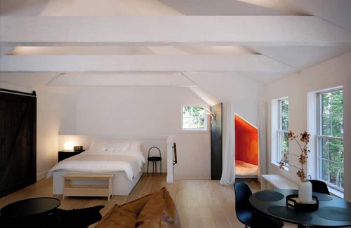 Kerhonkson Cabin | Modern Cabin in Catskill Mountain. On 7 acres of private land.