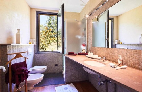 Masero Villa | Villa with fine traditional materials offering all modern comforts