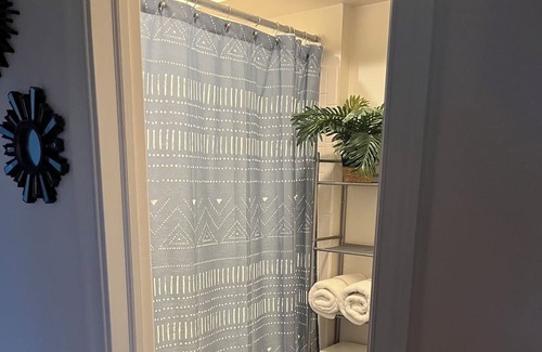 Graduate Hospital Apartment | Cozy one-bedroom apartment in Philly