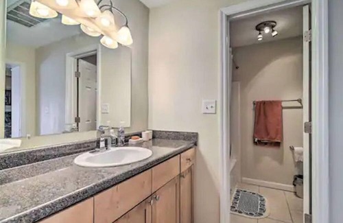 Coquina Key Apartment | Beautiful Private Yacht Club Condo!