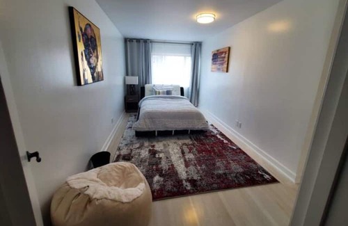 Parkside House | FREE EV Charger, Beautiful Home 4 Bd. 2 Ba. SF.
