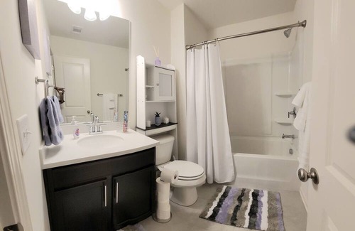 Stone Mountain House | Your Perfect Retreat - Nearly New Spacious Townhome Oasis in Great Location