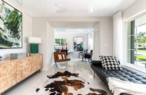 Lighthouse Point House | Luxurious 3-Bedroom Home with Heated Pool