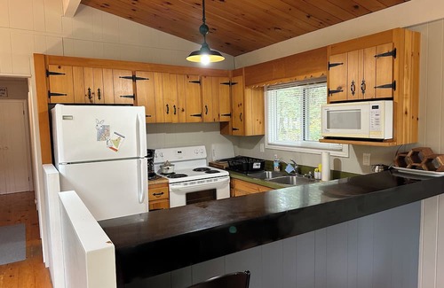 Saugeen Shores Cottage | Gobles Grove - Three Bedroom, 1 Bathroom Bungalow
