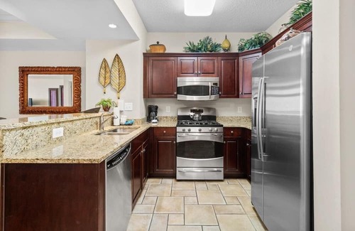 Windy Hill House | Coastal Elegance 2BR Condo Jetted Tub and Balcony