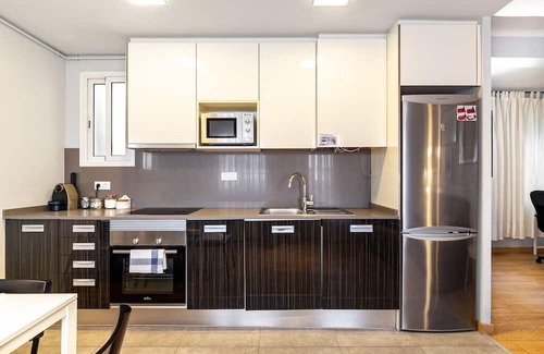 El Guinardo Apartment | SAGRADA FAMILIA FULLY EQUIPPED TERRACE WIFI/AC/5PP By MyRentalHost