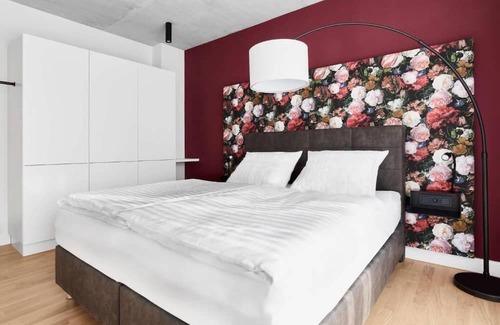 Berg Apartment | Livisit Bergpartment 36 - Doppelbettzimmer 27 qm - mit Küchenzeile und Bad