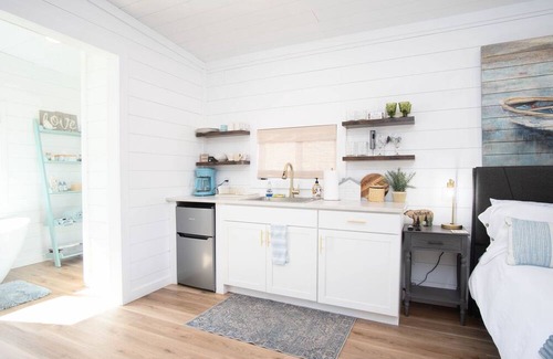 Springville Cabin | Villeta Marino!! Cozy cabin close to Sierra's, lake and 18 hole golf course!!