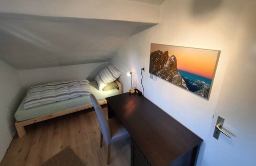Garmisch-Partenkirchen Apartment | Apartment 'Ferienwohnungen Alpspitzblick' with Mountain View, Shared Garden and Wi-Fi