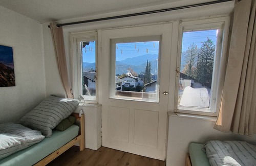 Garmisch-Partenkirchen Apartment | Apartment 'Ferienwohnungen Alpspitzblick' with Mountain View, Shared Garden and Wi-Fi