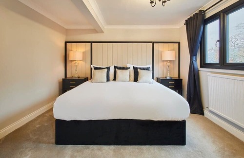 Great Ayton House | Host & Stay | Roseberry Topping Townhouse