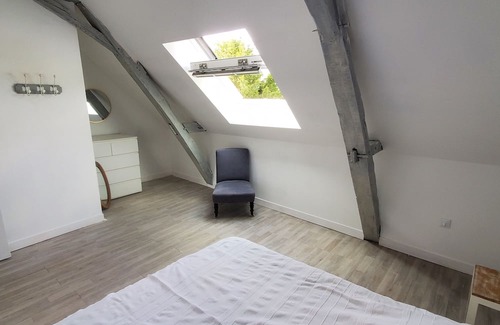 Saint-Remy-la-Varenne House | Country house being renovated in a village on the banks of the Loire.