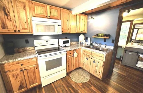 Escanaba House | Little Blue by the bay - 1BR Cabin - Escanaba
