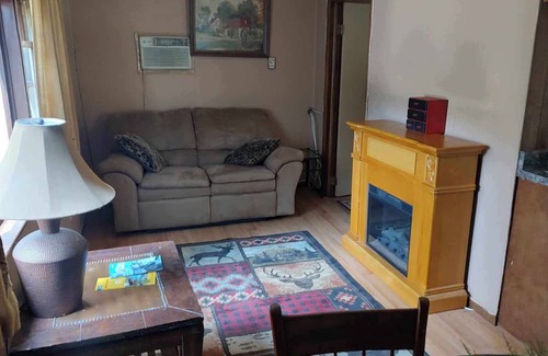 Northville Cabin | Upper Level Adirondack Sacandaga Lakefront Cabin