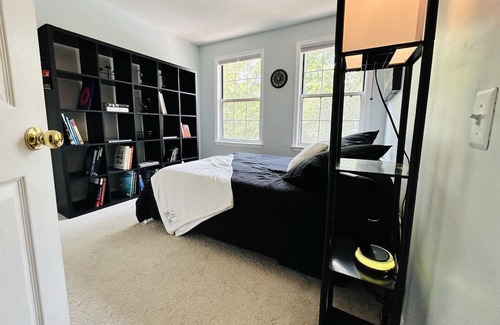 Lowes Island House | Peaceful and Cozy near Algonkian Parks, IAD Airport, Washington DC