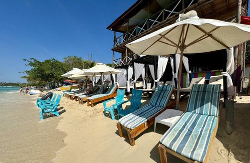 Bocachica Cabin | Tequila SunBeach Baru Eco-Hotel