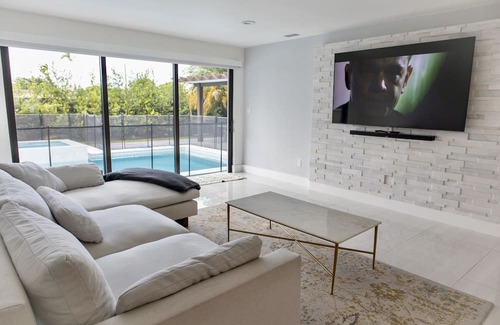 Hialeah House | Zen Gem Home
