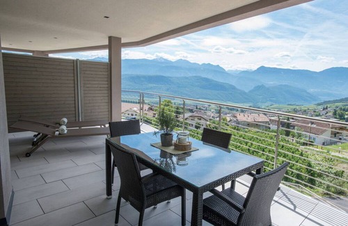 Caldaro Sulla Strada del Vino Apartment | Apartment Lavender Comfortable Vacation Home