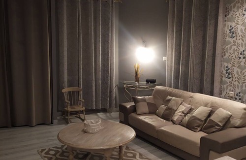 Aiguelèze Apartment | Appartement Près D'albi