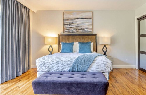 Town of Marbletown House | NEW: Modern Home with Indoor/Outdoor Swimming Pool