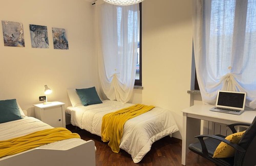 Cormano Apartment | [20 Mins from Milan Central Station] Free Parking