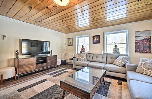 Richmond Cottage | Charming 2-bedroom cottage with WiFi, AC in lovely Richmond