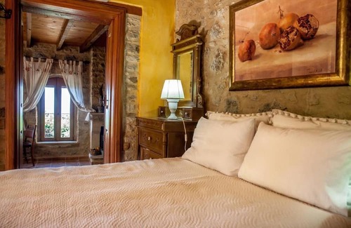 Anatoli Villa | Inviting 4-Bed Villa in Anatoli