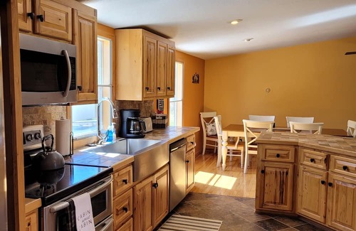 Lovingston Cabin | Blue Ridge Cabin