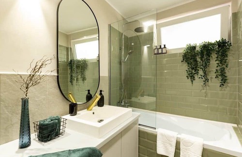 Bucharest City-Centre Apartment | Qult Monkey Business