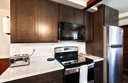 New Oxford Apartment | Historic Barker House 2 near Gettysburg