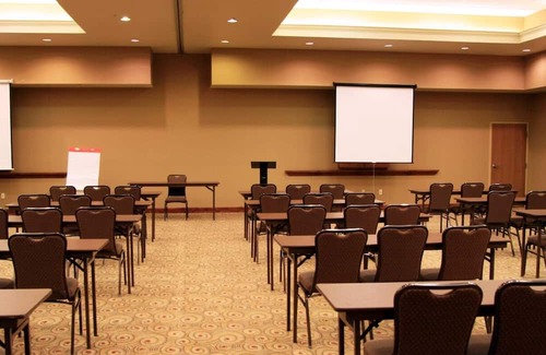 Kingman House | Explore Route 66: Cozy Stay with Breakfast & Fitness Center | I-40 | 2 Units