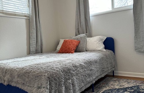 Jewell Heights - Hoffman Heights House | 3 Bdrm 1 Bth House Close to Anschutz and Childrens