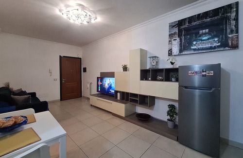 Rome Province House | Holiday Home 'Rooms and Comfort Apartment' with Shared Garden, Wi-Fi and Air Conditioning