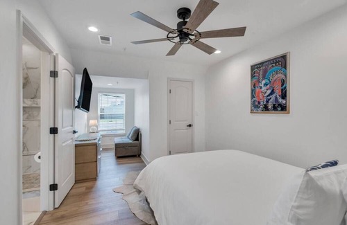 Tulane - Gravier House | Mid-City Sanctuary in NOLA: 3BR, 2BA NOLA Haven - Experience Jazz Culture