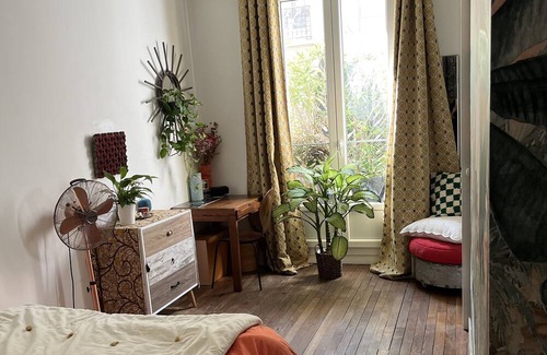 19th Arrondissement Apartment | Parc des Buttes Chaumont LA Campagne A Paris