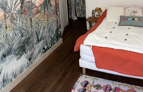 19th Arrondissement Apartment | Parc des Buttes Chaumont LA Campagne A Paris