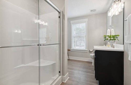 Olde Town Apartment | "Sunrise" at the Bridge Collective
