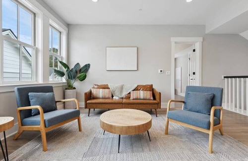 Olde Town Apartment | "Sunrise" at the Bridge Collective