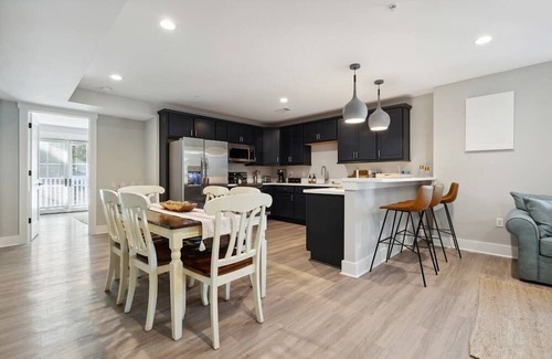 Olde Town Apartment | "Sunrise" at the Bridge Collective