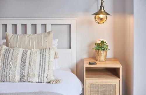 Ramsgate Apartment | Host & Stay | Poplar Villas