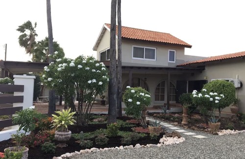 Malmok Villa | Great Location, Pool, Walk to the Beach, Best Snorkeling, Perfect for Families