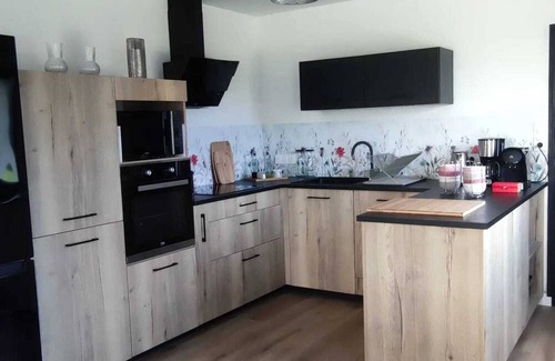 Pleugriffet House | Homerez - Big house for 12 ppl. with spa and terrace at Pleugriffet