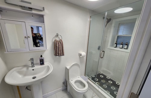 Mid-Cambridge House | Harvard Square Garden apartment w/ parking and laundry sleeps 4.