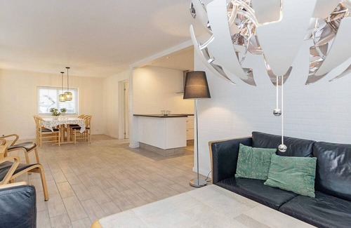 Hals House | 6 person holiday home in Hals