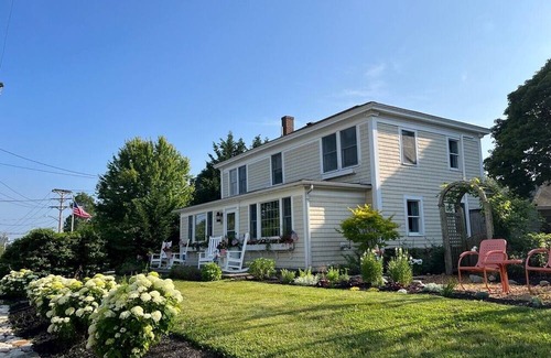 North Falmouth House | Lovely Megansett home situated next to the North Falmouth Park and close to Megansett Harbor Beach!