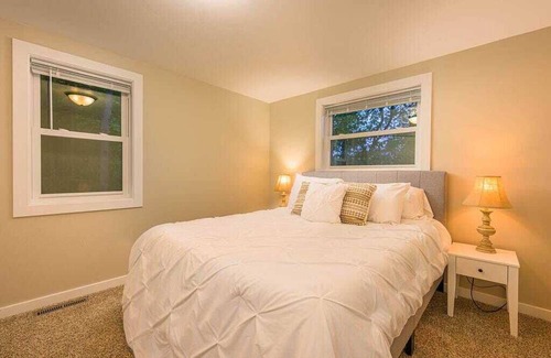 Ledgeview House | -Ledgeview Luxury - Sleeps 11