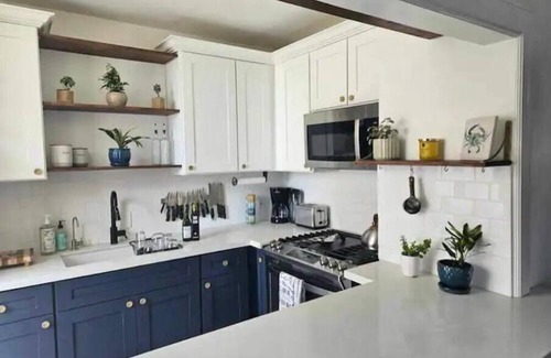 East Village Condo | Oceana's Luxury Beach Suite + Private Parking