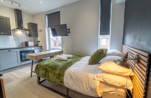 Beeston Apartment | Comfortable stylish room | Pass the Keys