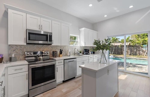 Indian Beach Sapphire Shores House | Florida Getaway with Backyard Pool Oasis