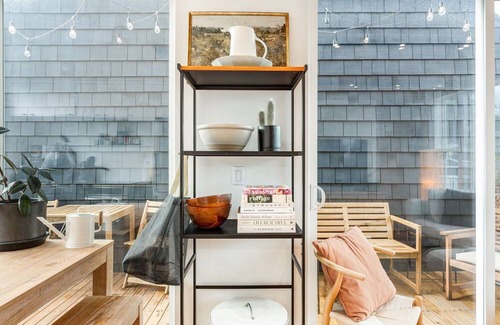 Central District House | Central District Modern Townhome w/Downtown views